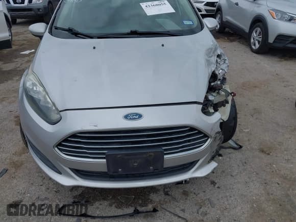 ✅ 2015 Ford Fiesta S • VIN: 3FADP4AJ0FM145594 • Лот: 42368055. Опубликован ранее на IAAI с пробегом 142 169 миль. Бесплатный доступ к архиву аукционных продаж из США и подробный отчёт об истории автомобиля на DreamBid. Изображение 6.