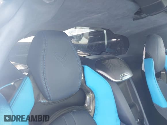 ✅ 2022 Chevrolet Corvette 3LT • VIN: 1G1YC2D45N5110838 • Lot: 41771276. Listed on IAAI with 24,696 mi. Free auction sales archive from the USA and detailed vehicle history report at DreamBid. Image 8.