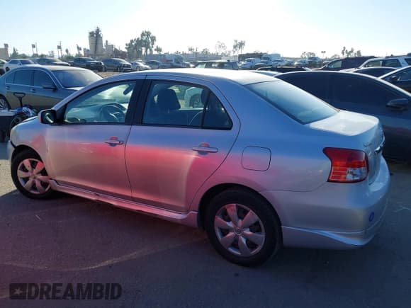 ✅ 2008 Toyota Yaris • VIN: JTDBT923X81222918 • Лот: 43577609. Опубликован ранее на IAAI с пробегом 196 710 миль. Бесплатный доступ к архиву аукционных продаж из США и подробный отчёт об истории автомобиля на DreamBid. Изображение 14.