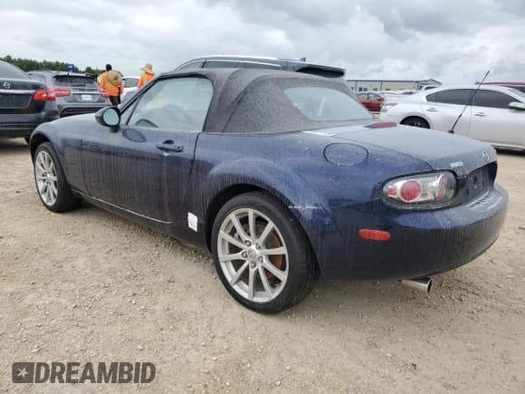 ✅ 2008 Mazda MX-5 Miata Touring • VIN: JM1NC25FX80153602 • Lot: 74703894. Wystawiony na Copart z przebiegiem Nie podano. Bezpłatny archiwum sprzedaży aukcyjnych z USA i szczegółowy raport historii pojazdu na DreamBid. Zdjęcie 2.