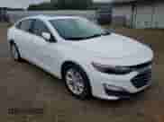 ✅ 2024 Chevrolet Malibu LT • VIN: 1G1ZD5ST4RF226514 • Lot: 91669725. Wystawiony na Copart z przebiegiem 37 866 mil mil. Skorzystaj z bezpłatnego archiwum sprzedaży aukcyjnych z USA i zobacz szczegółowy raport historii pojazdu na DreamBid. Zdjęcie 4.