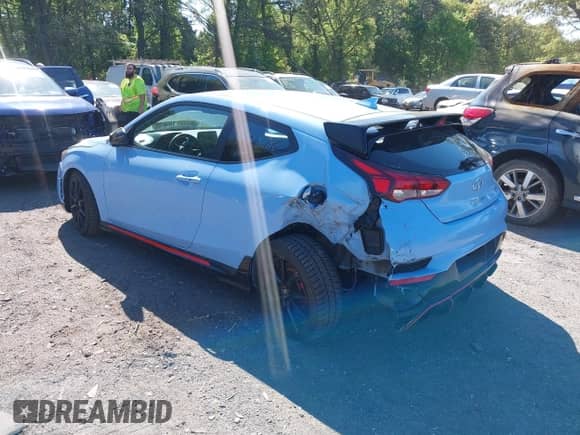 2020 Hyundai Veloster z VIN KMHT36AH8LU003913, wystawiony jako IAAI lot #42217722 z przebiegiem 33 996 mil mil oraz . Historia ofert i sprzedaży dostępna na DreamBid. Obrazek 3.