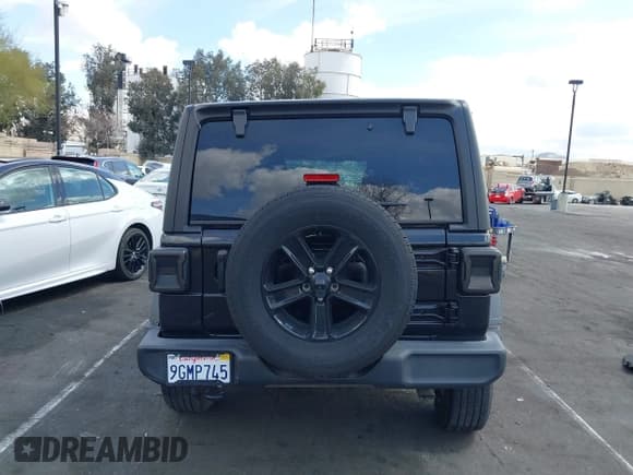 ✅ 2023 Jeep Wrangler Sport S • VIN: 1C4HJXDN5PW634233 • Lot: 41926302. Listed on IAAI with 14,422 mi. Free auction sales archive from the USA and detailed vehicle history report at DreamBid. Image 16.
