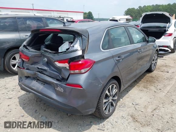 ✅ 2019 Hyundai Elantra • VIN: KMHH35LE4KU103539 • Lot: 42595958. Listed on IAAI with 109,511 mi. Free auction sales archive from the USA and detailed vehicle history report at DreamBid. Image 4.