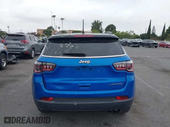 ✅ 2021 Jeep Compass Limited • VIN: 3C4NJCCBXMT538733 • Lot: 42431715. Listed on IAAI with 61,832 mi. Free auction sales archive from the USA and detailed vehicle history report at DreamBid. Image 16.