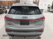 ✅ 2024 Audi Q4 e-tron Premium Plus • VIN: WA1L2BFZ6RP015108 • Лот: 43520477. Опубликован ранее на IAAI с пробегом 21 013 миль. Бесплатный доступ к архиву аукционных продаж из США и подробный отчёт об истории автомобиля на DreamBid. Изображение 16.