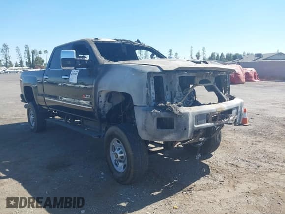 ✅ 2016 Chevrolet Silverado 2500HD LTZ • VIN: 1GC1KWE87GF227676 • Lot: 42489389. Listed on IAAI with Not provided. Free auction sales archive from the USA and detailed vehicle history report at DreamBid. Image 1.