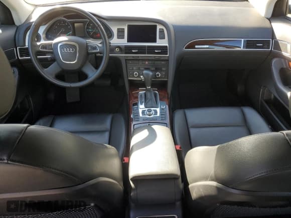 ✅ 2010 Audi A6 Premium Plus • VIN: WAUFGAFB6AN004964 • Lot: 87057605. Wystawiony na Copart z przebiegiem 117 646 mil. Bezpłatny archiwum sprzedaży aukcyjnych z USA i szczegółowy raport historii pojazdu na DreamBid. Zdjęcie 8.