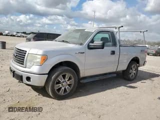 ✅ 2014 Ford F-150 XL • VIN: 1FTMF1EM0EKE79940 • Lot: 92505085. Listed on Copart with 115,547 mi. Free auction sales archive from the USA and detailed vehicle history report at DreamBid. Image 1.