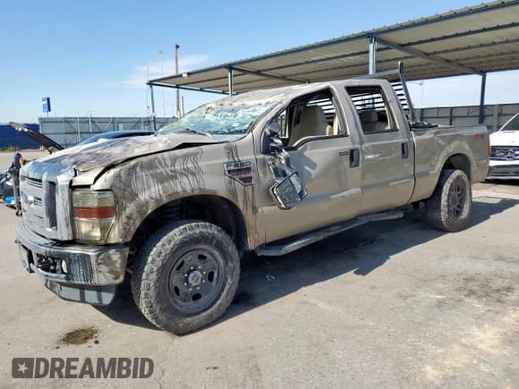 ✅ 2010 Ford F-250 XL • VIN: 1FTSW2BR3AEA97083 • Lot: 67093905. Listed on Copart with 135,624 mi. Free auction sales archive from the USA and detailed vehicle history report at DreamBid. Image 1.