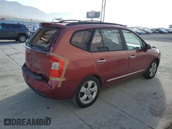 ✅ 2008 Kia Rondo LX • VIN: KNAFG526X87128797 • Lot: 82712585. Listed on Copart with 85,974 mi. Free auction sales archive from the USA and detailed vehicle history report at DreamBid. Image 3.