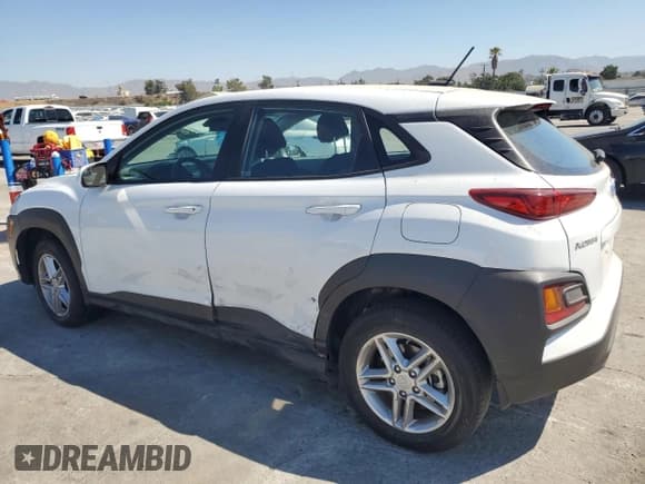 ✅ 2021 Hyundai Kona SE • VIN: KM8K1CAA3MU664365 • Лот: 64270984. Опубликован ранее на Copart с пробегом 41 451 миль. Бесплатный доступ к архиву аукционных продаж из США и подробный отчёт об истории автомобиля на DreamBid. Изображение 2.