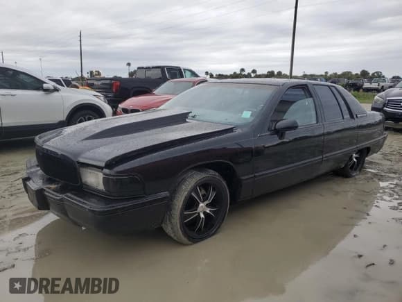 ✅ 1992 Buick Roadmaster • VIN: 1G4BN537XNR452875 • Lot: 74995954. Wystawiony na Copart z przebiegiem 28 576 mil. Bezpłatny archiwum sprzedaży aukcyjnych z USA i szczegółowy raport historii pojazdu na DreamBid. Zdjęcie 1.