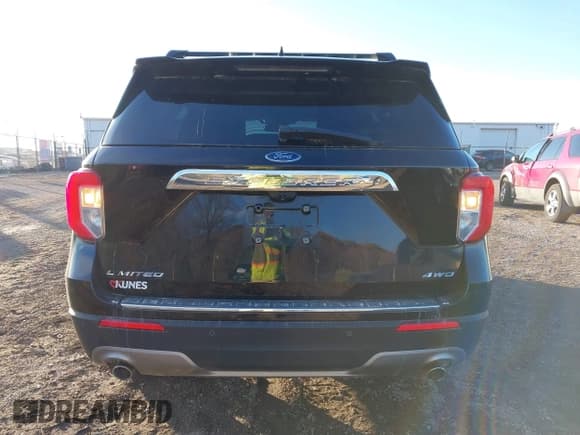 ✅ 2021 Ford Explorer Limited • VIN: 1FMSK8FH8MGB04047 • Lot: 43656480. Listed on IAAI with 132,483 mi. Free auction sales archive from the USA and detailed vehicle history report at DreamBid. Image 16.