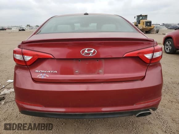 ✅ 2015 Hyundai Sonata SE • VIN: 5NPE24AF0FH022974 • Lot: 66954245. Listed on Copart with 133,750 mi. Free auction sales archive from the USA and detailed vehicle history report at DreamBid. Image 6.