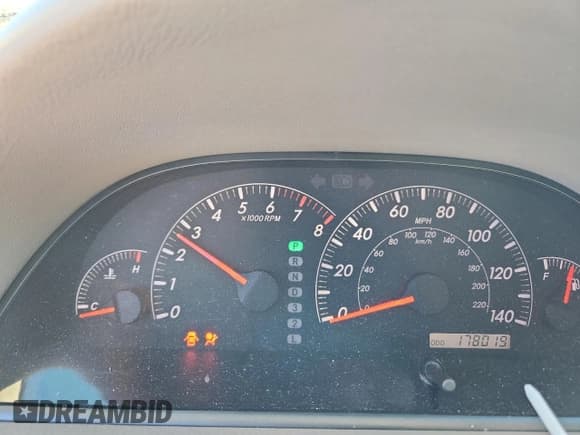 ✅ 2005 Toyota Camry XLE • VIN: 4T1BE30K05U592587 • Lot: 85207545. Wystawiony na Copart z przebiegiem 178 019 mil. Bezpłatny archiwum sprzedaży aukcyjnych z USA i szczegółowy raport historii pojazdu na DreamBid. Zdjęcie 9.