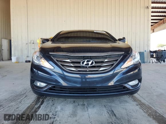 ✅ 2013 Hyundai Sonata SE • VIN: 5NPEC4AB9DH794171 • Lot: 90731365. Listed on Copart with 126,225 mi. Free auction sales archive from the USA and detailed vehicle history report at DreamBid. Image 5.
