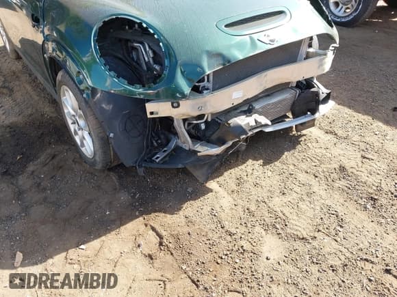 ✅ 2015 MINI Hardtop S • VIN: WMWXP7C56F2A34337 • Lot: 43175253. Listed on IAAI with 32,154 mi. Free auction sales archive from the USA and detailed vehicle history report at DreamBid. Image 12.