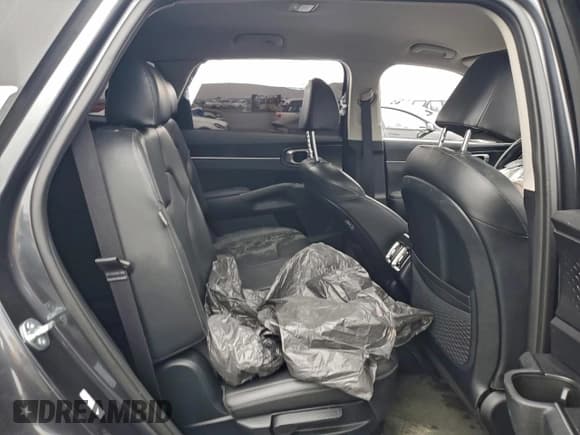 ✅ 2024 Kia Sorento S • VIN: 5XYRL4JC0RG291430 • Lot: 96270345. Listed on Copart with Not provided. Free auction sales archive from the USA and detailed vehicle history report at DreamBid. Image 11.