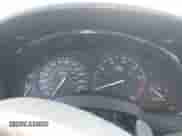 2002 Saturn VUE z VIN 5GZCZ23D22S813892, wystawiony jako IAAI lot #41781095 z przebiegiem 192 175 mil mil oraz . Historia ofert i sprzedaży dostępna na DreamBid. Obrazek 7.