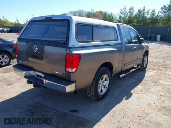 ✅ 2006 Nissan Titan SE • VIN: 1N6BA06AX6N528613 • Lot: 43597284. Listed on IAAI with 253,704 mi. Free auction sales archive from the USA and detailed vehicle history report at DreamBid. Image 4.