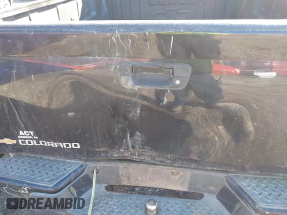 ✅ 2005 Chevrolet Colorado LS Z85 • VIN: 1GCCS148358275254 • Lot: 41381187. Listed on IAAI with 219,149 mi. Free auction sales archive from the USA and detailed vehicle history report at DreamBid. Image 6.