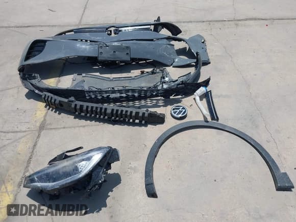 ✅ 2023 Volkswagen ID.4 Pro S • VIN: 1V2GNPE80PC006590 • Lot: 42178241. Wystawiony na IAAI z przebiegiem 17 177 mil. Bezpłatny archiwum sprzedaży aukcyjnych z USA i szczegółowy raport historii pojazdu na DreamBid. Zdjęcie 12.