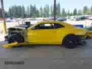 2010 Chevrolet Camaro 2SS z VIN 2G1FK1EJ5A9108819, wystawiony jako IAAI lot #43111522 z przebiegiem 174 324 mil mil oraz . Historia ofert i sprzedaży dostępna na DreamBid. Obrazek 15.