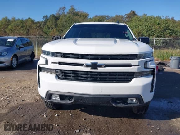 ✅ 2019 Chevrolet Silverado 1500 RST • VIN: 3GCUYEED5KG103755 • Lot: 43631636. Wystawiony na IAAI z przebiegiem 146 702 mil. Bezpłatny archiwum sprzedaży aukcyjnych z USA i szczegółowy raport historii pojazdu na DreamBid. Zdjęcie 13.