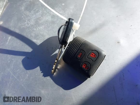 ✅ 1999 Mercury Mountaineer • VIN: 4M2ZU55P1XUJ08154 • Lot: 43857794. Listed on IAAI with 245,120 mi. Free auction sales archive from the USA and detailed vehicle history report at DreamBid. Image 11.