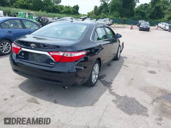2016 Toyota Camry XLE with VIN 4T4BF1FK3GR519263, listed as a IAAI auction lot 42759525 with 146,157 mi miles and . Bid and sale history available at DreamBid. Image 4.