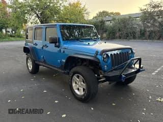 ✅ 2014 Jeep Wrangler Unlimited Sahara • VIN: 1C4BJWEG4EL264715 • Лот: 81700895. Опубликован ранее на Copart с пробегом 104 103 миль. Бесплатный доступ к архиву аукционных продаж из США и подробный отчёт об истории автомобиля на DreamBid. Изображение 1.