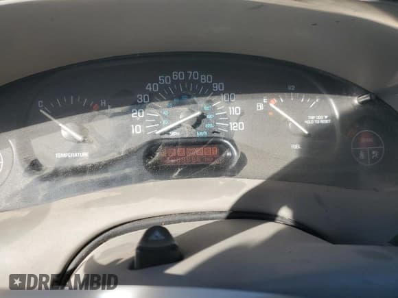 ✅ 2003 Buick Century Custom • VIN: 2G4WS52J631144163 • Lot: 82595855. Listed on Copart with Not provided. Free auction sales archive from the USA and detailed vehicle history report at DreamBid. Image 9.