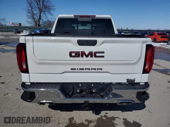✅ 2022 GMC Sierra 1500 SLT • VIN: 3GTU9DEL9NG112185 • Лот: 46076825. Опубликован ранее на Copart с пробегом 22 228 миль. Бесплатный доступ к архиву аукционных продаж из США и подробный отчёт об истории автомобиля на DreamBid. Изображение 6.