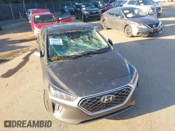 ✅ 2021 Hyundai Ioniq Limited • VIN: KMHC05LC7MU254282 • Lot: 43501749. Wystawiony na IAAI z przebiegiem 99 263 mil. Bezpłatny archiwum sprzedaży aukcyjnych z USA i szczegółowy raport historii pojazdu na DreamBid. Zdjęcie 6.