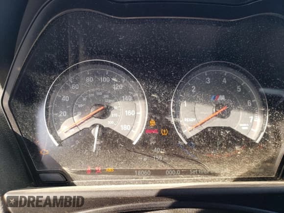 ✅ 2016 BMW M2 • VIN: WBS1H9C50GV351912 • Lot: 86081865. Wystawiony na Copart z przebiegiem 18 060 mil. Bezpłatny archiwum sprzedaży aukcyjnych z USA i szczegółowy raport historii pojazdu na DreamBid. Zdjęcie 9.