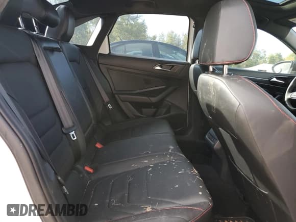 ✅ 2020 Volkswagen Jetta S • VIN: 3VW5T7BUXLM019627 • Лот: 84049065. Опубликован ранее на Copart с пробегом 143 680 миль. Бесплатный доступ к архиву аукционных продаж из США и подробный отчёт об истории автомобиля на DreamBid. Изображение 10.