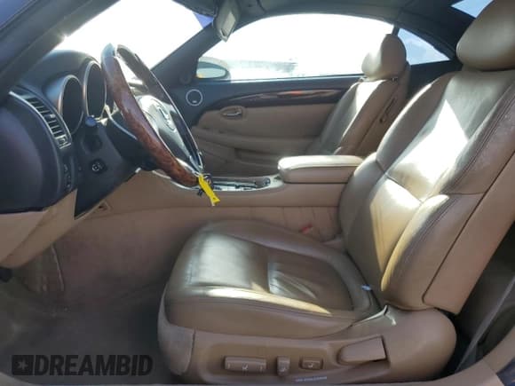 ✅ 2007 Lexus SC 430 • VIN: JTHFN45Y179015371 • Lot: 71659565. Listed on Copart with 186,147 mi. Free auction sales archive from the USA and detailed vehicle history report at DreamBid. Image 7.