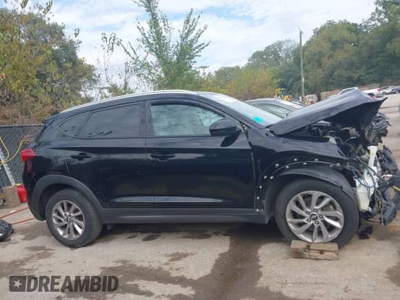 2016 Hyundai Tucson SE z VIN KM8J33A40GU139879, wystawiony jako IAAI lot #43340733 z przebiegiem 148 354 mil mil oraz . Historia ofert i sprzedaży dostępna na DreamBid. Obrazek 14.