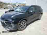2024 Chevrolet Blazer LT z VIN 3GNKBJR40RS178941, wystawiony jako Copart lot #53538185 z przebiegiem 27 969 mil mil oraz Czysty tytuł • Clean title. Historia ofert i sprzedaży dostępna na DreamBid. Obrazek 1.
