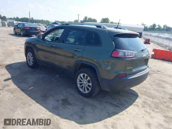 ✅ 2020 Jeep Cherokee Latitude • VIN: 1C4PJMCB4LD646977 • Lot: 42801237. Wystawiony na IAAI z przebiegiem 108 367 mil. Bezpłatny archiwum sprzedaży aukcyjnych z USA i szczegółowy raport historii pojazdu na DreamBid. Zdjęcie 3.