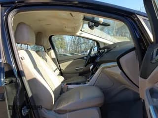 ✅ 2016 Ford C-Max SEL • VIN: 1FADP5CU9GL107765 • Lot: 43732463. Listed on IAAI with 124,773 mi. Free auction sales archive from the USA and detailed vehicle history report at DreamBid. Image 5.