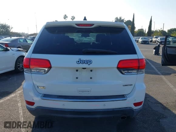 ✅ 2015 Jeep Grand Cherokee Limited • VIN: 1C4RJEBG6FC755043 • Лот: 43533911. Опубликован ранее на IAAI с пробегом 154 195 миль. Бесплатный доступ к архиву аукционных продаж из США и подробный отчёт об истории автомобиля на DreamBid. Изображение 17.