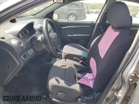 ✅ 2010 Chevrolet Aveo 1LT • VIN: KL1TD5DE5AB124590 • Lot: 51939505. Wystawiony na Copart z przebiegiem 156 211 mil. Bezpłatny archiwum sprzedaży aukcyjnych z USA i szczegółowy raport historii pojazdu na DreamBid. Zdjęcie 7.