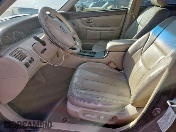 ✅ 2002 Toyota Avalon XLS • VIN: 4T1BF28B82U210992 • Lot: 92712435. Listed on Copart with 237,330 mi. Free auction sales archive from the USA and detailed vehicle history report at DreamBid. Image 7.