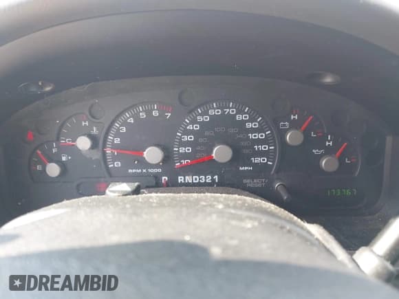 ✅ 2003 Ford Explorer XLS • VIN: 1FMZU72KX3ZA68174 • Lot: 42893950. Wystawiony na IAAI z przebiegiem 173 767 mil. Bezpłatny archiwum sprzedaży aukcyjnych z USA i szczegółowy raport historii pojazdu na DreamBid. Zdjęcie 7.