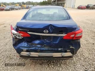 ✅ 2017 Nissan Sentra S • VIN: 3N1AB7AP6HY388987 • Lot: 82532655. Wystawiony na Copart z przebiegiem 52 734 mil. Bezpłatny archiwum sprzedaży aukcyjnych z USA i szczegółowy raport historii pojazdu na DreamBid. Zdjęcie 6.