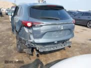 ✅ 2022 Mazda CX-9 Carbon Edition • VIN: JM3TCBDY7N0622769 • Lot: 42918869. Wystawiony na IAAI z przebiegiem 20 120 mil. Bezpłatny archiwum sprzedaży aukcyjnych z USA i szczegółowy raport historii pojazdu na DreamBid. Zdjęcie 17.