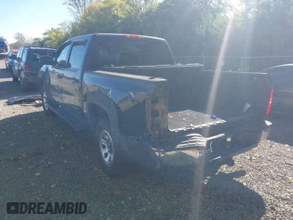 ✅ 2010 Chevrolet Silverado 1500 LT • VIN: 3GCRKSEA9AG142262 • Lot: 43486352. Wystawiony na IAAI z przebiegiem 121 721 mil. Bezpłatny archiwum sprzedaży aukcyjnych z USA i szczegółowy raport historii pojazdu na DreamBid. Zdjęcie 3.