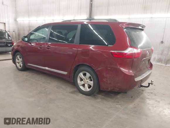 ✅ 2015 Toyota Sienna LE • VIN: 5TDKK3DC8FS552733 • Lot: 43534905. Listed on IAAI with 223,097 mi. Free auction sales archive from the USA and detailed vehicle history report at DreamBid. Image 3.